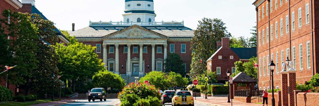 Exterior shot of Annapolis buildings